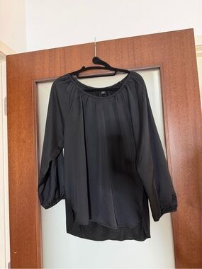 Ann Taylor Black Flowing Long-Sleeve Blouse